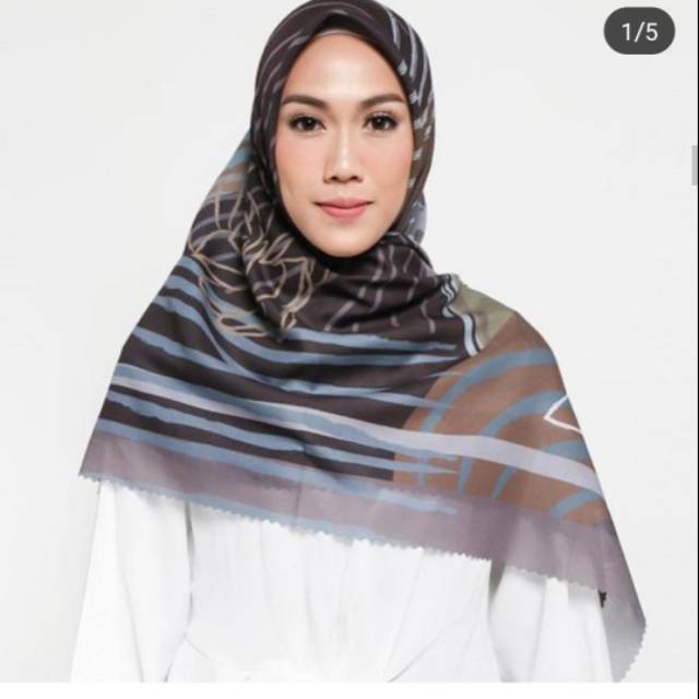 PL Magnolia scarf mocca Heaven Lights HL