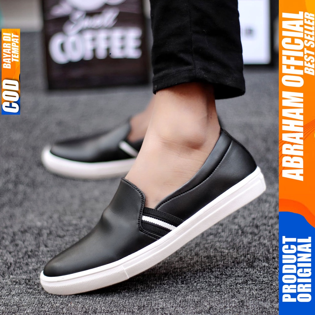 ABRAHAM Sepatu Slip On Casual Slop Kerja Hitam Pria