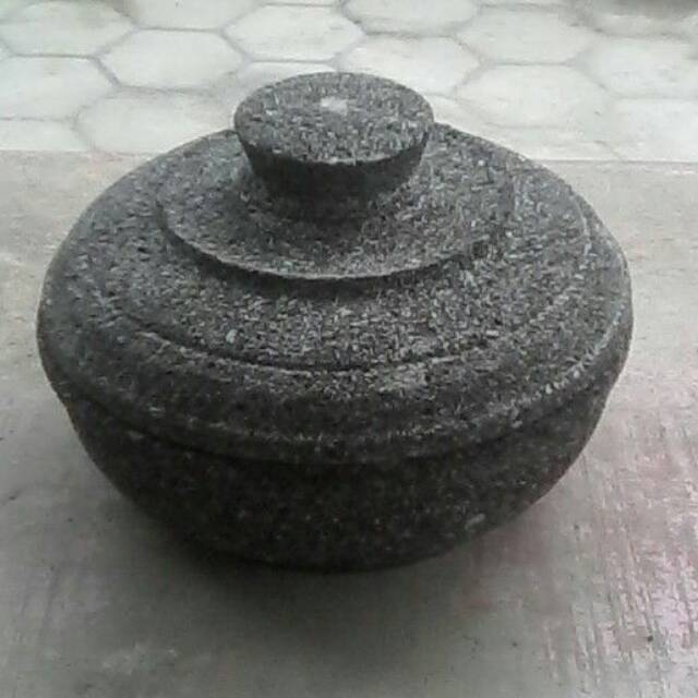 Cobek tutup 18cm bahan batu alam andesit termurah
