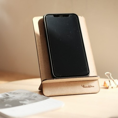 

Limited Desk Calendar 2022 / Mdf Phone Holder / Display Stand By Hanabira Terbatas