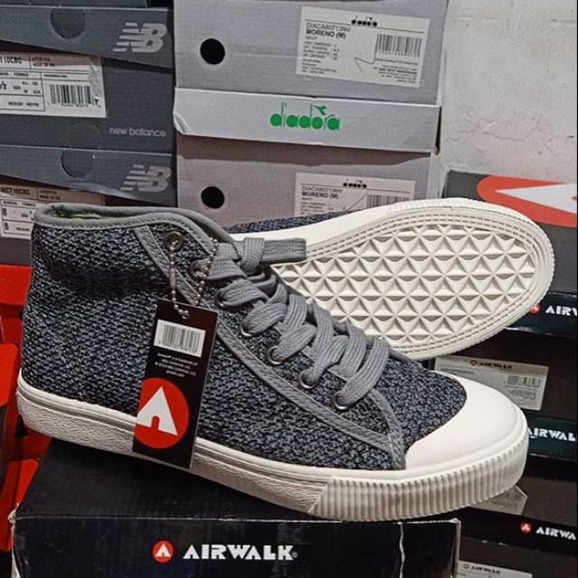  SEPATU  AIRWALK  KNITO GRAY ORIGINAL BNIB Shopee  Indonesia