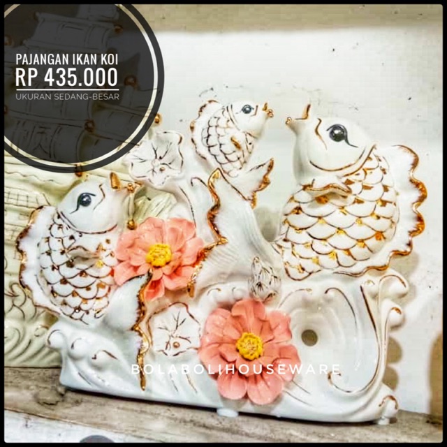 Pajangan ikan koi besar