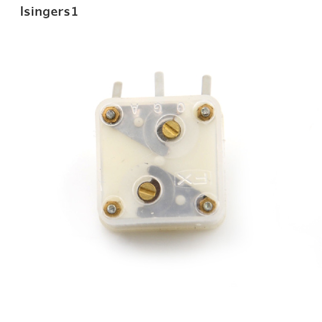 (lsingers1) 2pcs Kapasitor 223F Dual 20pF Untuk Radio FM