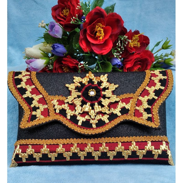 Clutch tapis lampung (tas wanita, tas tapis, tas etnik, tas pesta, tas kekinian)