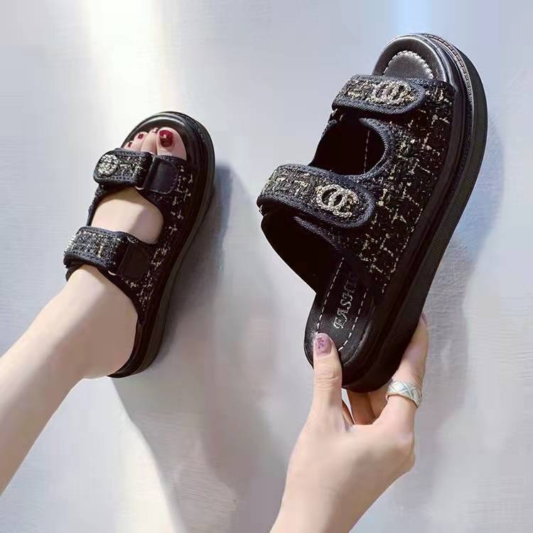 JSS 520  (SIZE 36-40) RISCE SANDAL COMFY IMPORT WANITA CEWEK PEREMPUAN JAKARTA BATAM HEELS 3CM BLACK