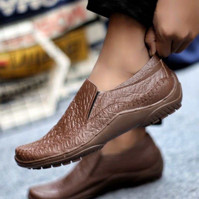CROCO BROWN Sepatu Pria Casual Kulit Asli Slip On Formal Kerja Kantor Original