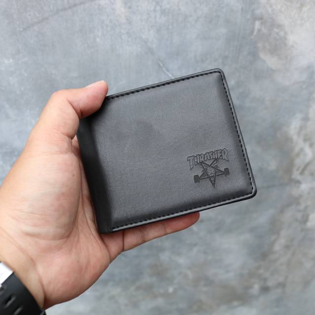 Dompet thrasher hitam