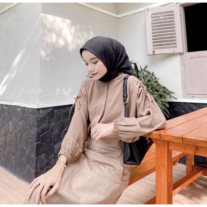 Tq88indonesia Baju Blouse Wanita Serut Tangan / SANI YEMI OUTFIT / Blus Polos Lengan Panjang / Ootd