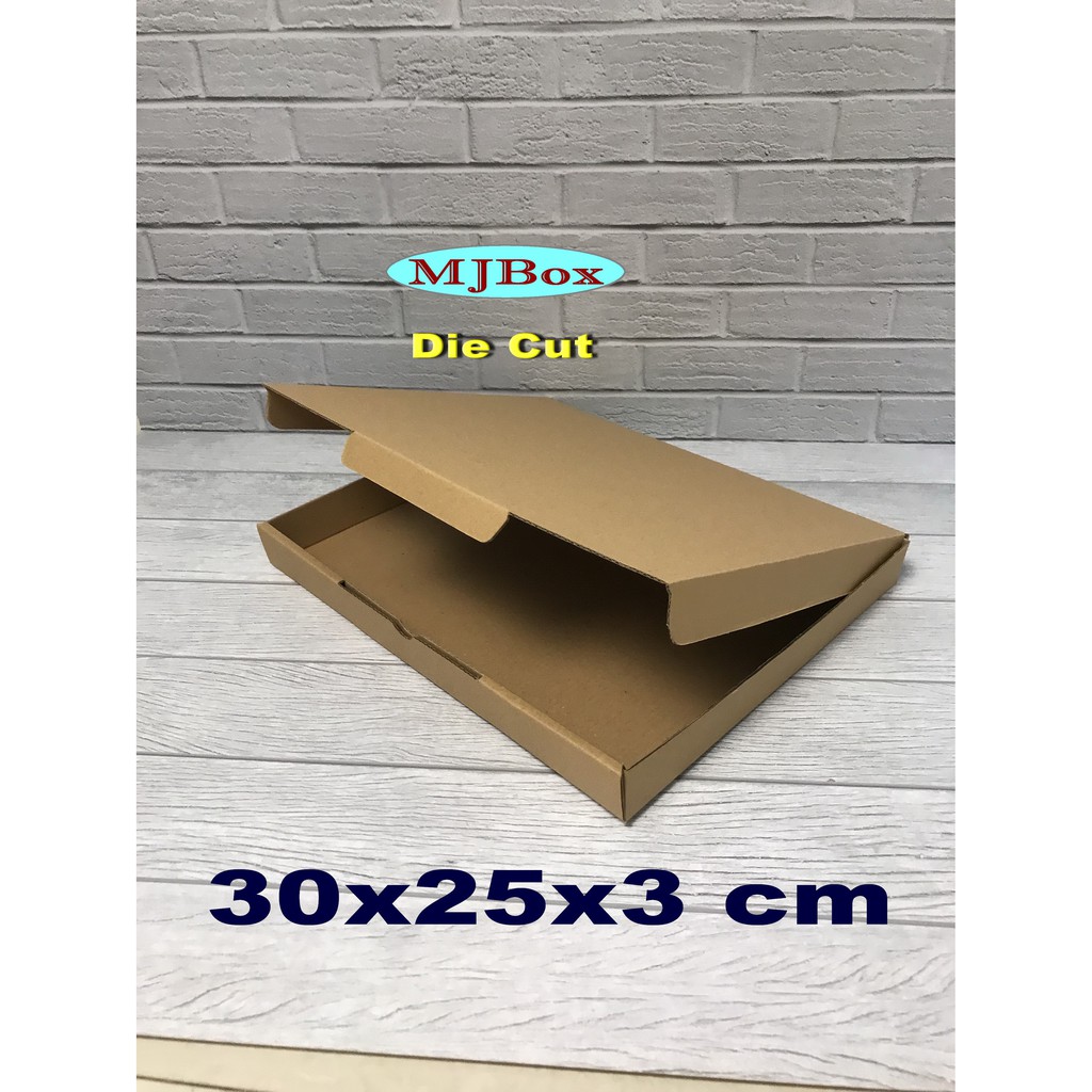 

Kardus box uk 30x25x3 cm kotak karton Die Cut