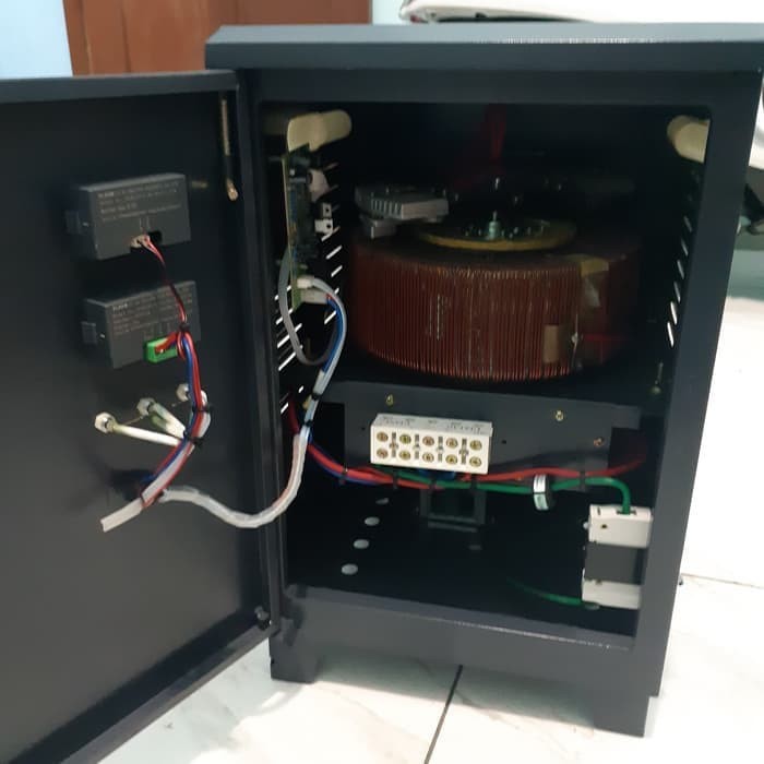 Stabilizer Kyowa 10000W SVH-10000NA 10KVA 10KWH Digital Voltage Made Japan