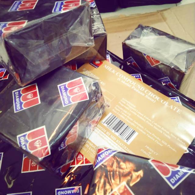 

Milk compound chocolate Diamond / Coklat Batang Milk Coklat (Repack)