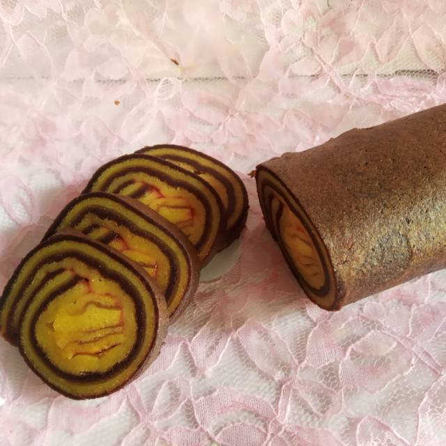 

Best Seller Lapis Legit Gulung Mini 13cm Cokelat