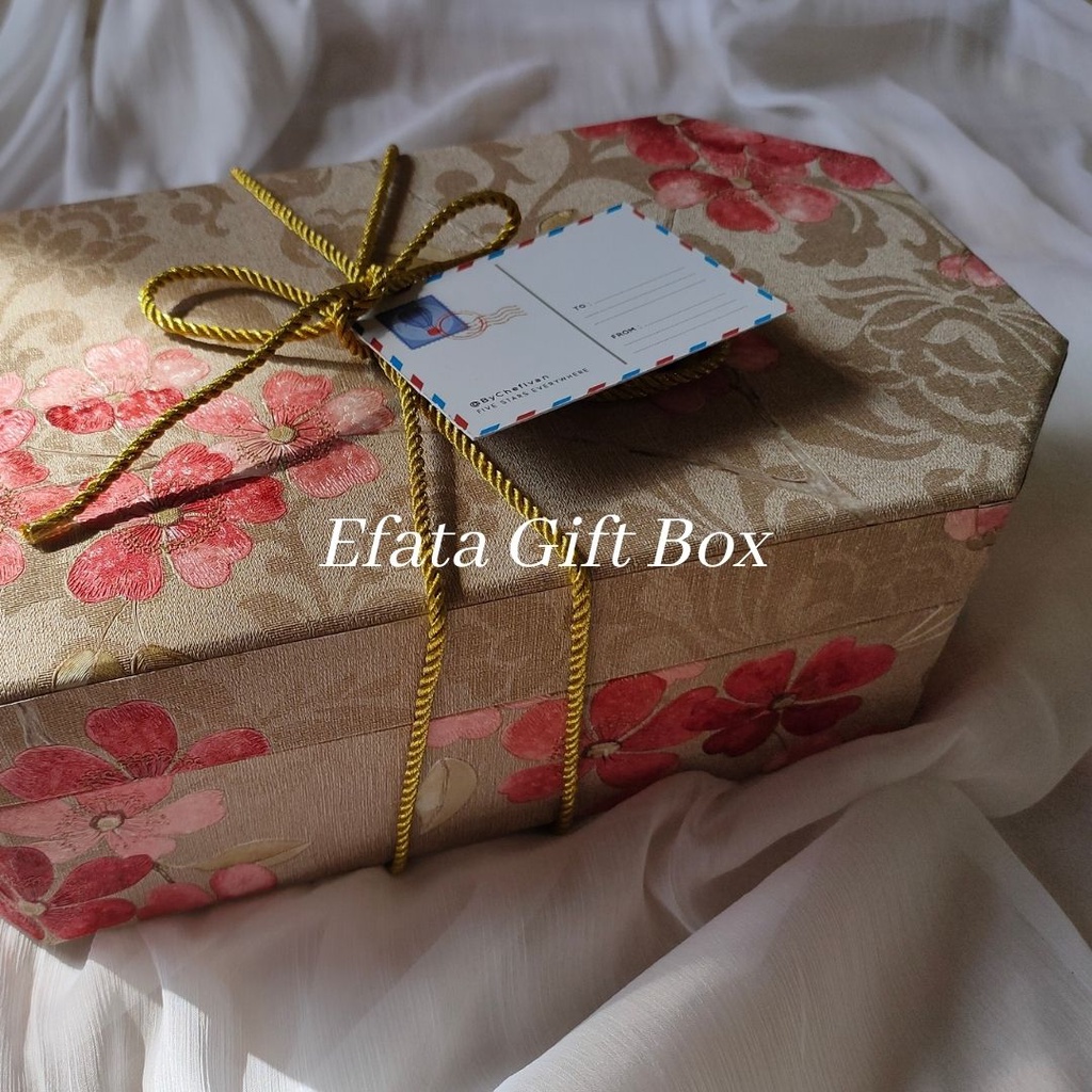 

Hard Box Hardbox Exclusive Gift Box Hampers Kotak Kado Bridesmaid Box Lamaran Hantaran Engagement