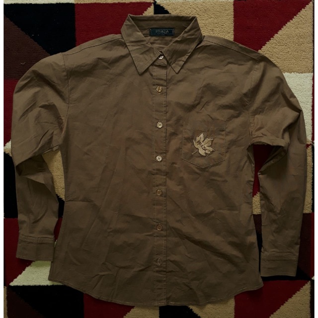 Kemeja Prada Second