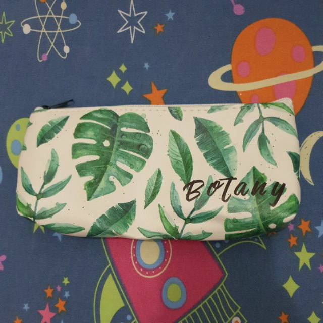 

Kotak pensil botany