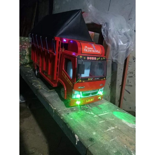 MOBiLAN TRUK OLENG BERKUALITAS FULL VARIASI LAMPU STIKER DAN TERPAL