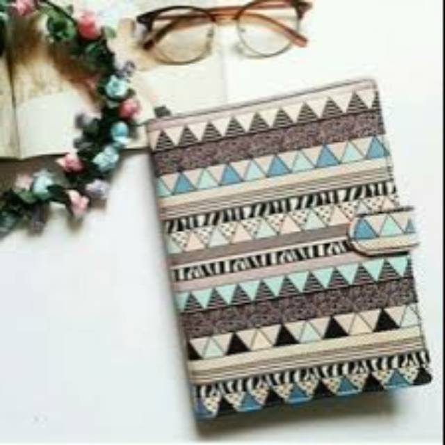 

BINDER TRIBAL VINTAGE COKLAT-BIRU