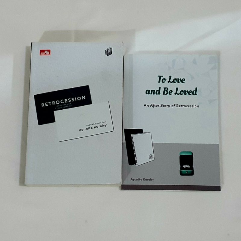 PRELOVED NOVEL RETROCESSION - Ayunita Kuraisy + Novela