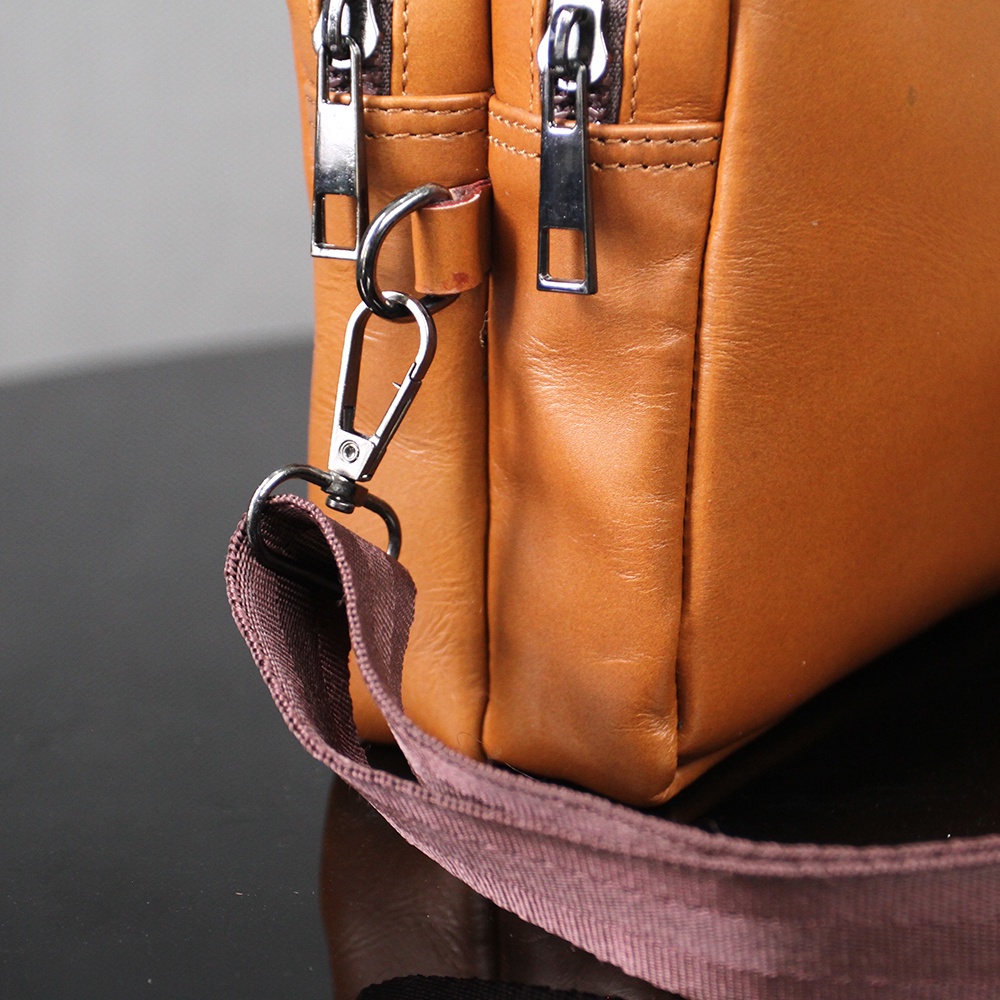 POUCH 3 QI LEATHER - Tas Make Up / Pouch Wanita Bahan Kulit Sapi Asli