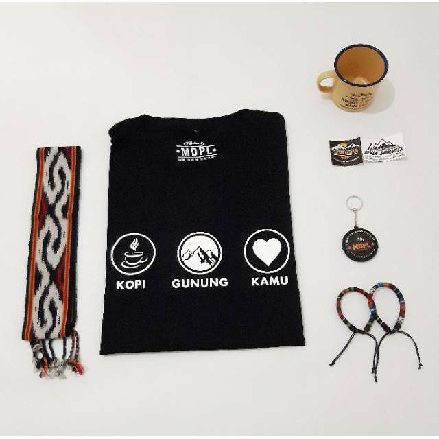 KAOS PENDAKI GUNUNG "KOPI GUNUNG KAMU" PAKAIAN PRIA