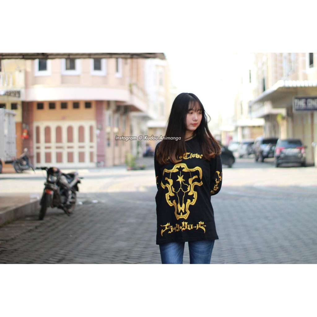 Longsleeve Blackbull Gold Black Clover