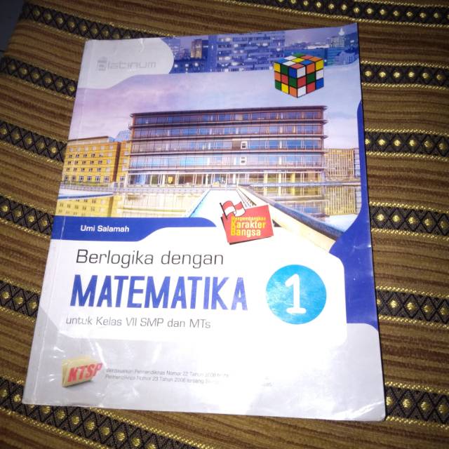Buku matematika smp kelas 7 platinum (bekas)