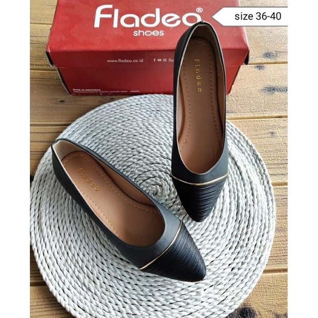 Flatshoes fladeo 37-40 / sepatu cewek / sepatu wanita / sepatu branded mall
