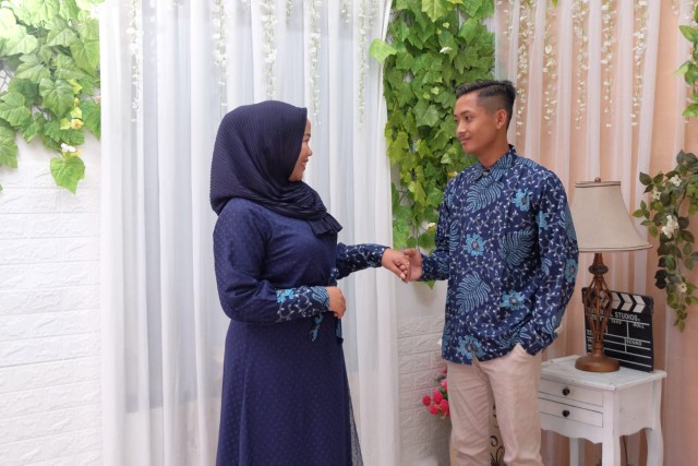 Maura Couple - Sania Ruffle Batik Couple Ori Ndoro Jowi Garansi Termurah Shopee - Batik Modern Solo