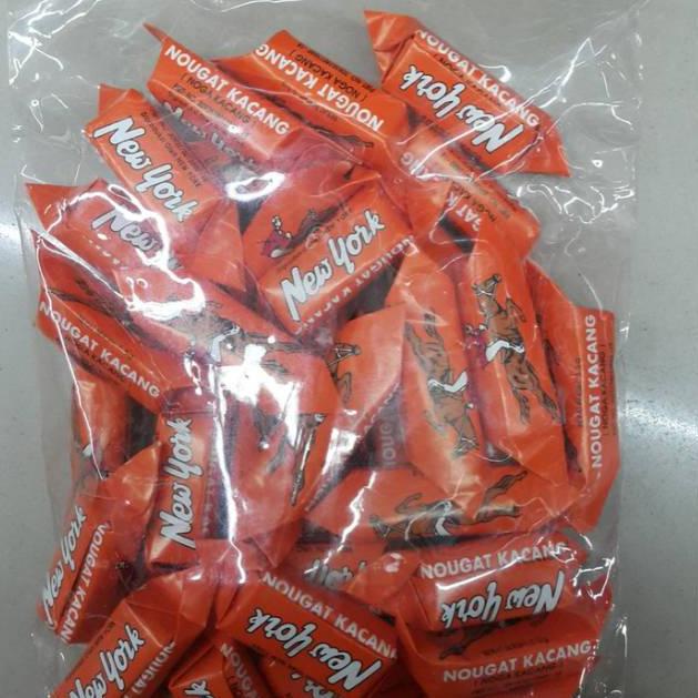 

❄Terkini≛↓ PERMEN SUSU NOUGAT OREN KACANG TANAH NEW YORK 250 GR PERMEN JADUL 46 ❄