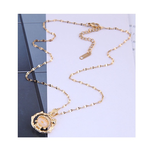 LRC Kalung Fashion Golden Round Alloy Necklace A6237X