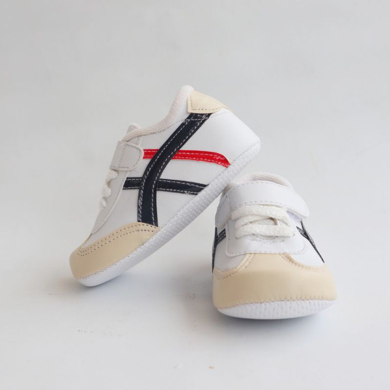 Sepatu Anak Bayi Laki-laki Sporty Black White