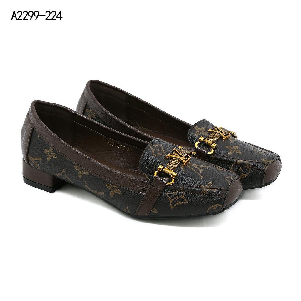 A2299-224 Moccasin