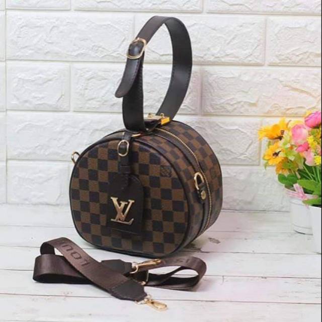 Tas LV Bulat
