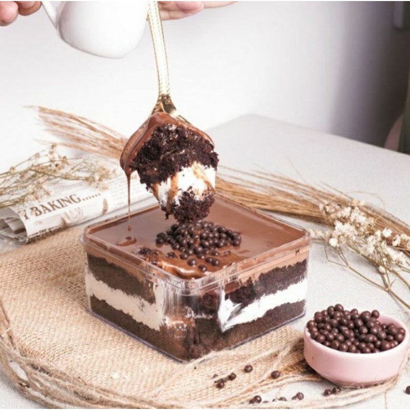 Bittersweet by Najla Dessert Box