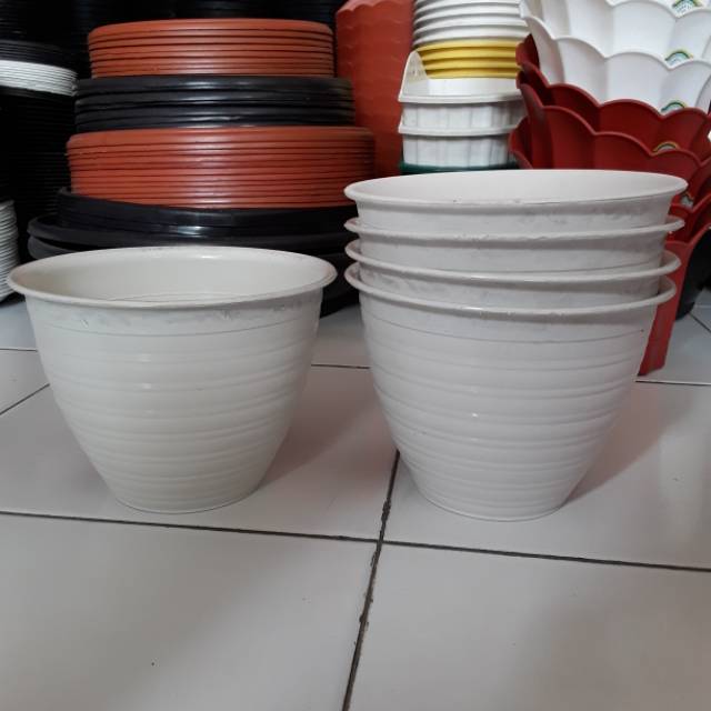 Pot Tawon 18 Putih