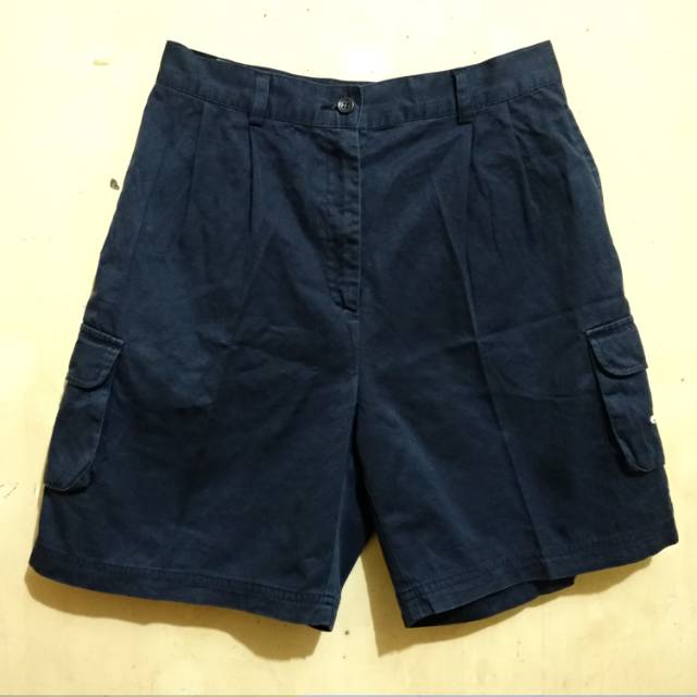 Celana pendek cargo ellese second original on Shopee Celana pendek cargo ellese second original on Shopee