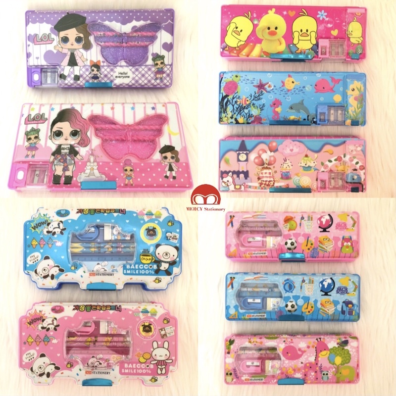 

Pencil Case Magnet Korea 2 Sisi - Tempat Pensil Kotak Pensil Lucu - Tempat Alat Tulis LOL Duck Cupcake Bus - Mercy Stationary