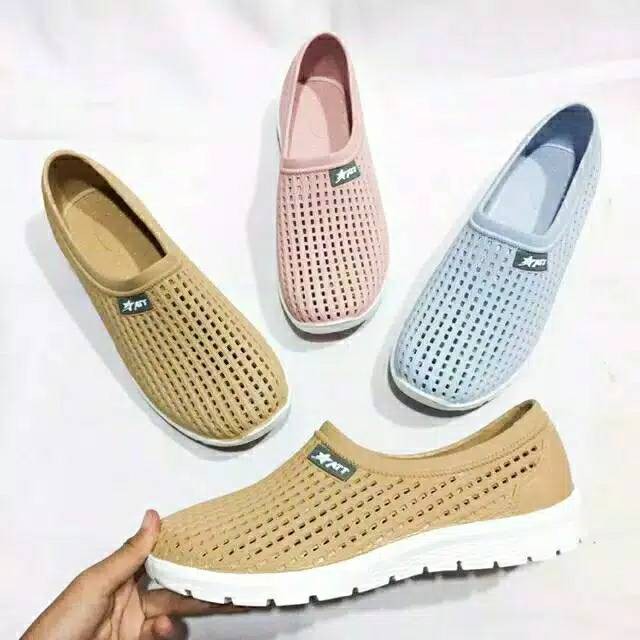 Sepatu karet wanita anti air - sepatu slip on wanita pro att model jaring sepatu karet proATT wanita