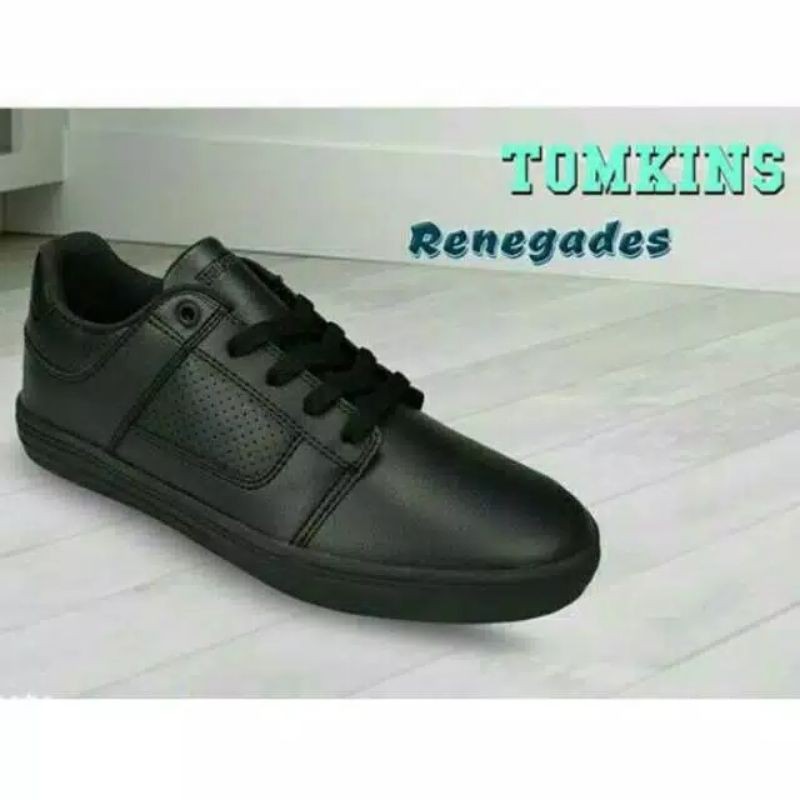 Sepatu Tomkins RENEGADES hitam untuk anak remaja