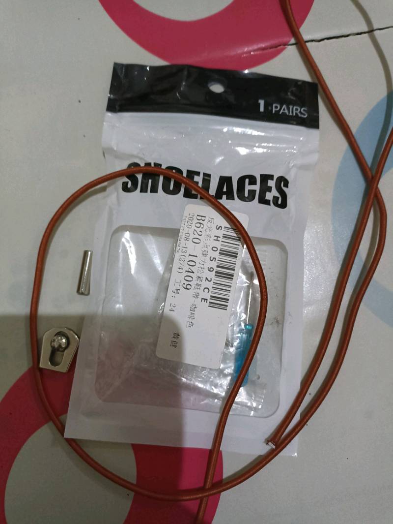 Tali Sepatu Elastis Bulat Dengan Pengunci (lock Laces) Metal