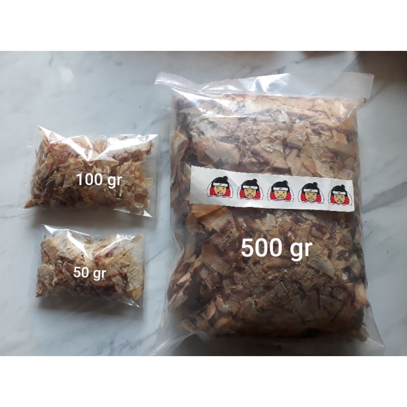 

Tomodachi Katsuobushi 100 Gr Ikan Cakalang Serut Lokal Grade A Halal 100 gram