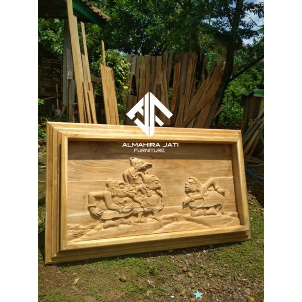 Hiasan Dinding Ukiran Relief Dari Kayu Jati
