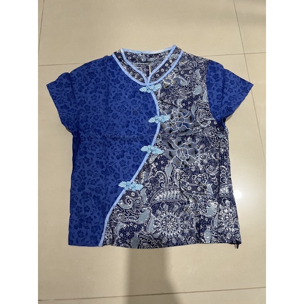 atasan batik perempuan