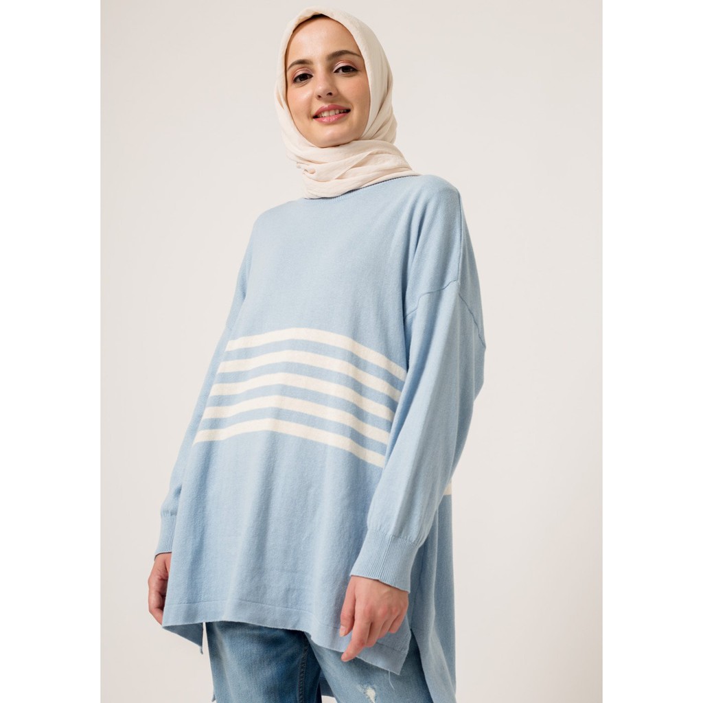 

Val Sweater Blue