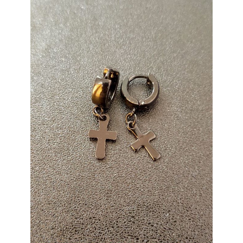 Anting Salib Tusuk Gold dan hitam Titanium Harga 1Pasang