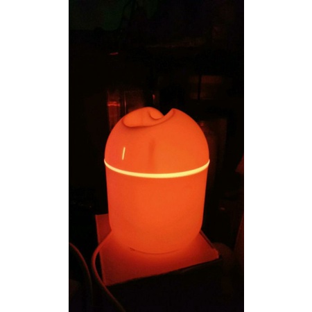 Humidifier LED aromaterapi diffuser pengharum penyejuk pewangi ruang mobil elektrik lampu RGB