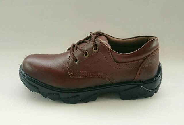 SEPATU KASUAL PRIA KULIT ASLI RASHEDA DR 09 CP