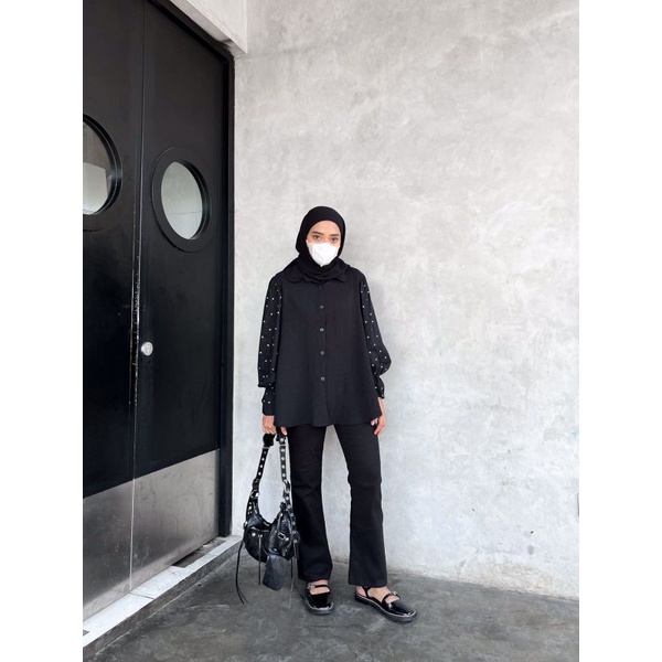 MINKY BLOUSE (LOCANA LABEL)