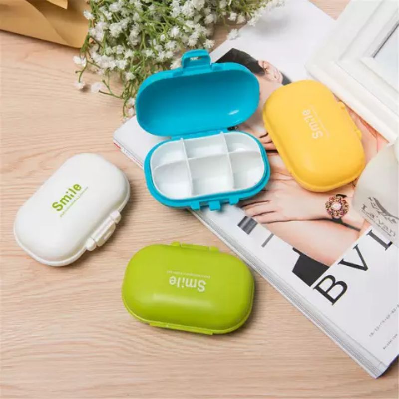 Portable Mini Medicine Cases Macaron Separate Storage Pill Box Plastic Kit Carry-on Four Compartment Storage Box