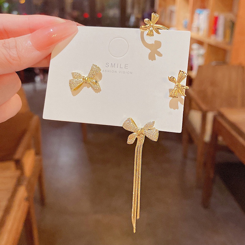 Anting Tusuk Gantung Asimetris Bahan Sterling silver 925 Desain Kupu-Kupu + Rumbai + Berlian Untuk Wanita